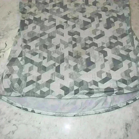 Athleta Size S Small Geometric Print Top - Picture 3 of 7